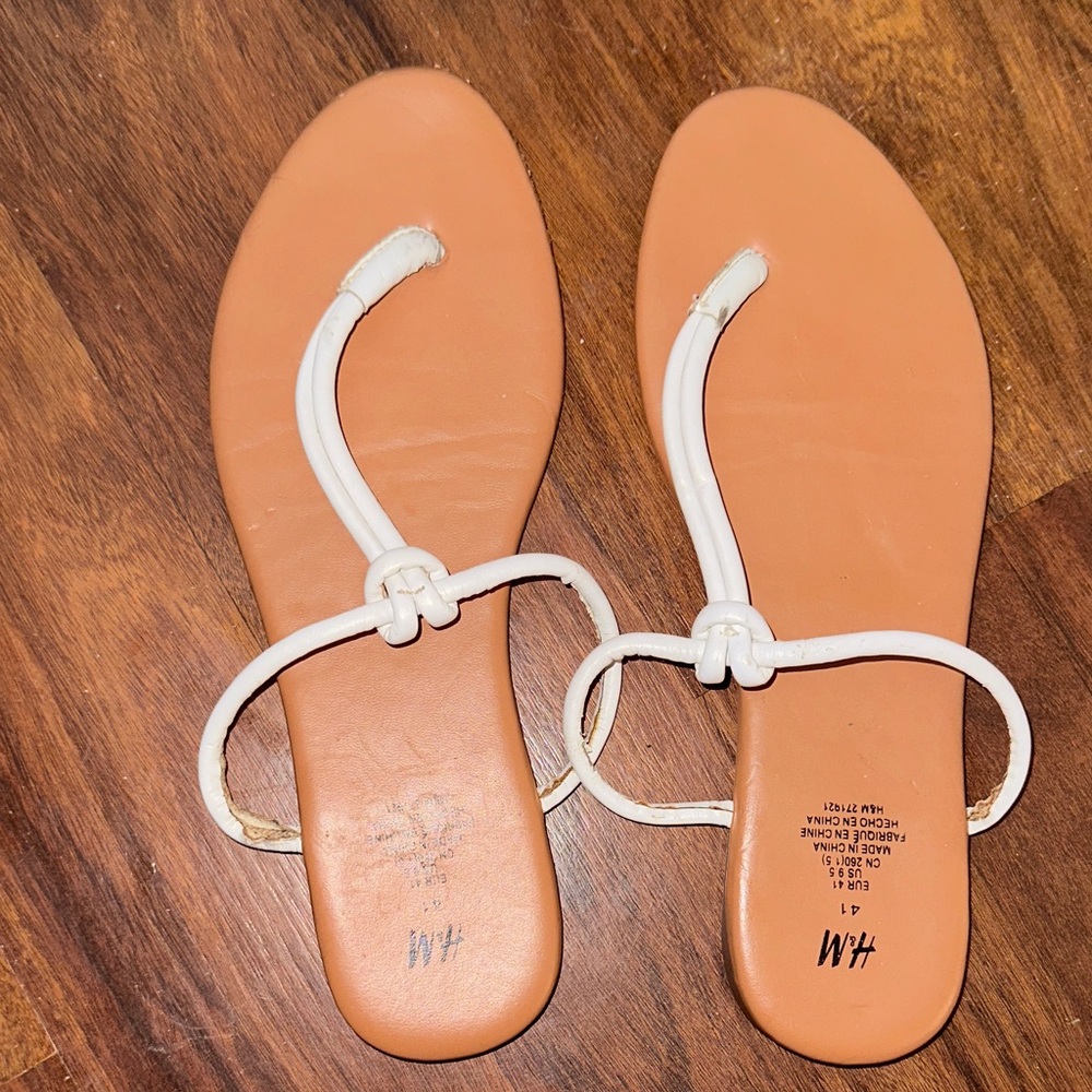 H&M Women's White and Tan Sandals